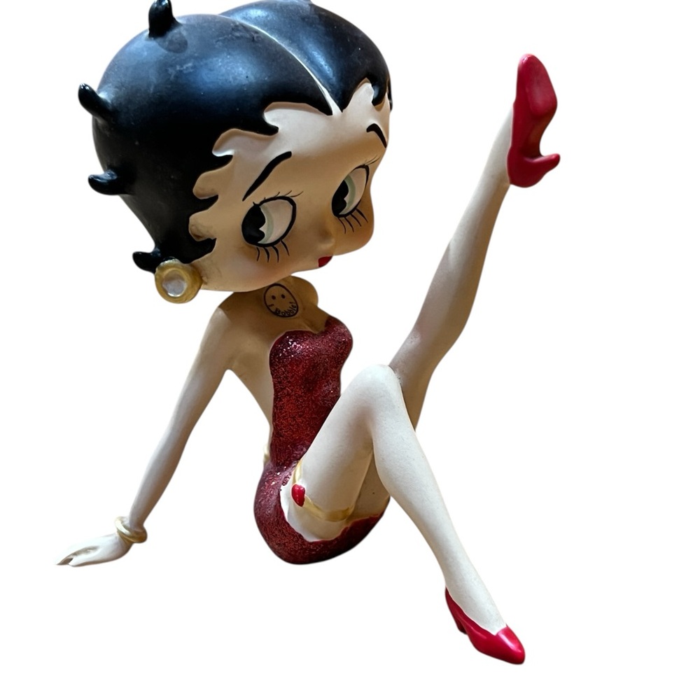 Betty Boop bobble head in Red Dress